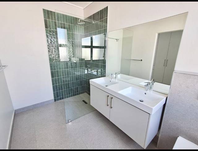 4 BEDROOM HOUSE FOR SALE IN ZULULAMI LUXURY COASTAL ESTATE